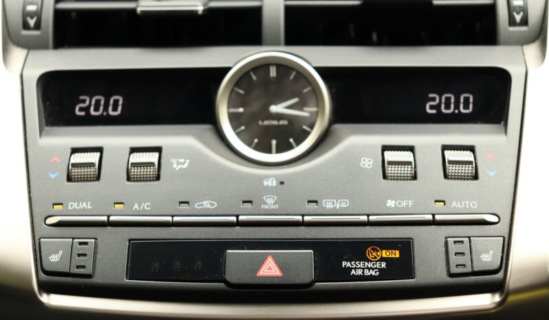 Lexus NX 2.5 300h E-CVT 4WD Euro 6 (s/s) 5dr full